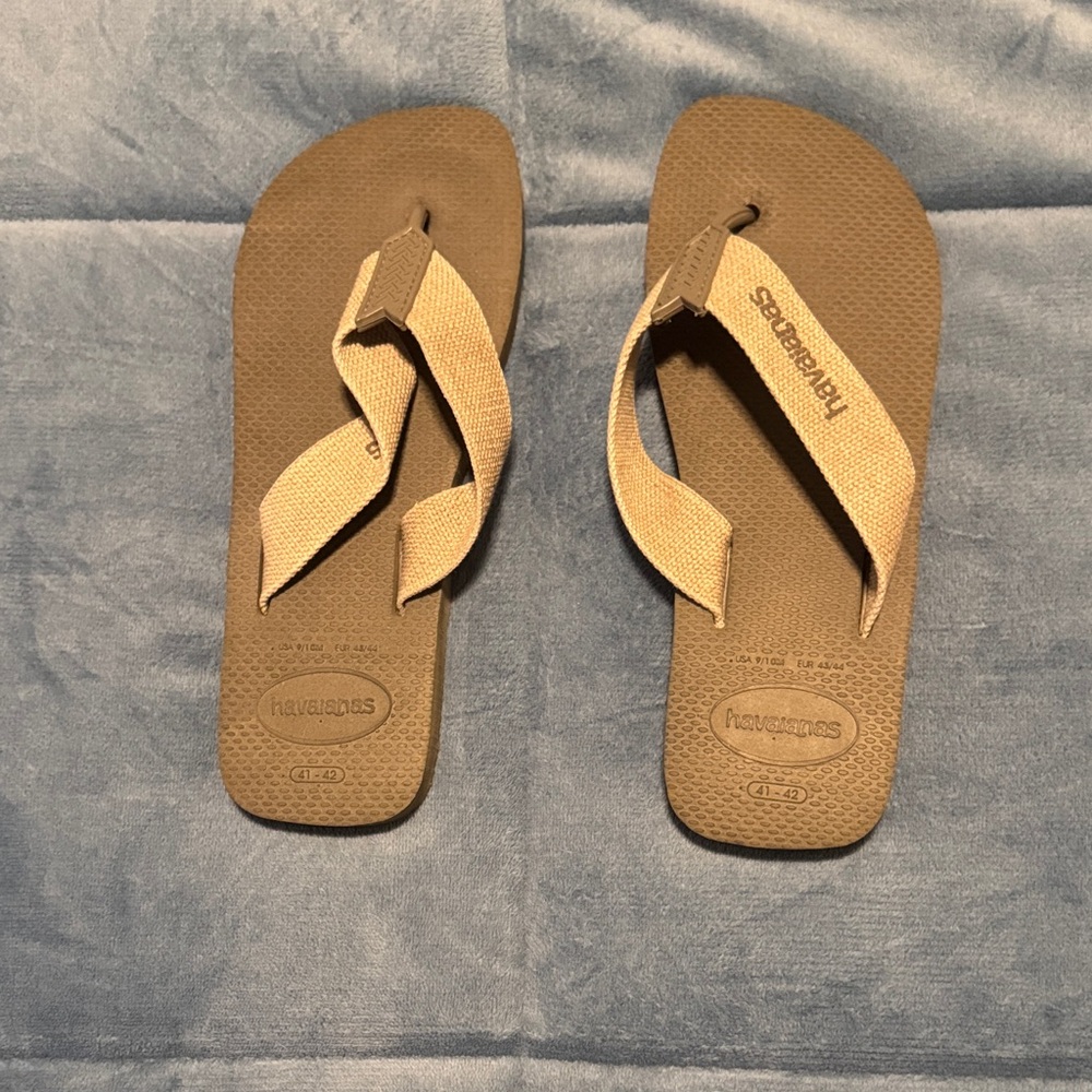 Havaianas Tan Flip Flops
